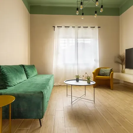 別荘 Shining Star, A Kalamatastay カラマタ